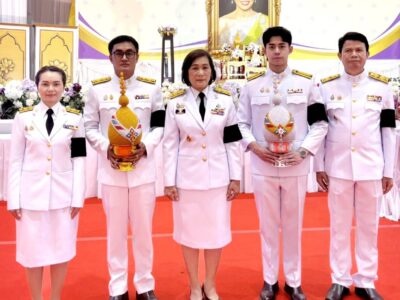 สตจ.อุบลราชธานี ร่วมพิธีถวายเครื่องราชสักการะวางพานพุ่ม และพิธีจุดเทียนถวายพระพรชัยมงคล เนื่องในโอกาสพระราชพิธีมหามงคลเฉลิมพระชนมพรรษา ๔ รอบ สมเด็จพระนางเจ้าฯ พระบรมราชินี ๓ มิถุนายน ๒๕๖๙