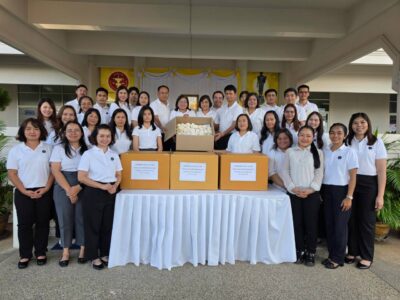 สำนักตรวจเงินแผ่นดินจังหวัดอุบลราชธานี ร่วมจัดทำดอกไม้จันทน์ น้อมรำลึกในพระมหากรุณาธิคุณ สมเด็จพระนางเจ้าสิริกิติ์ พระบรมราชินีนาถ พระบรมราชชนนีพันปีหลวง